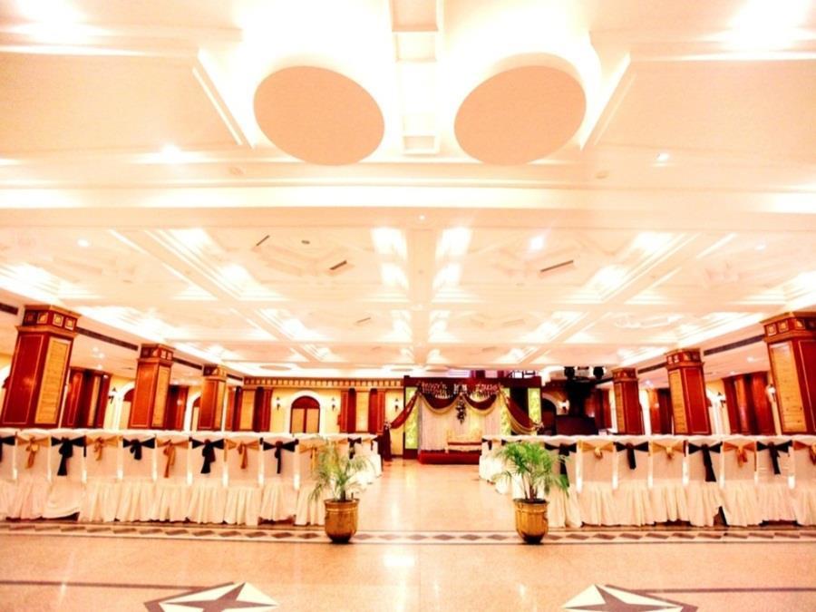 Kc Cross Road Otel Panchkula Dış mekan fotoğraf